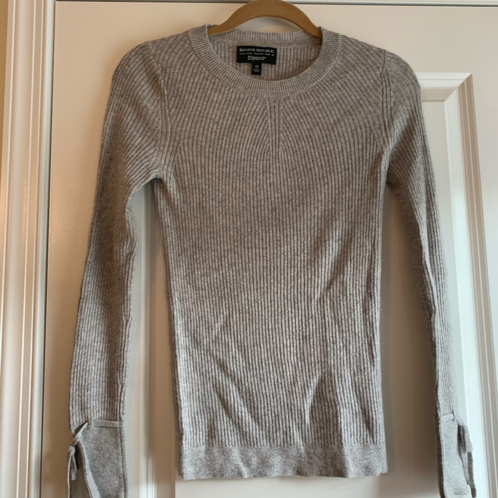 Banana Republic tie-sleeve Italian yarn sweater